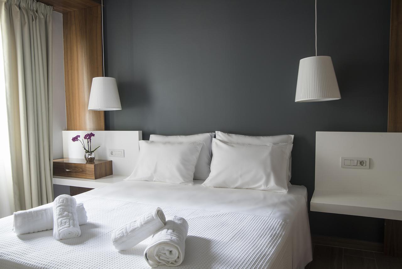 Ad Athens Luxury Rooms & Suites Ngoại thất bức ảnh