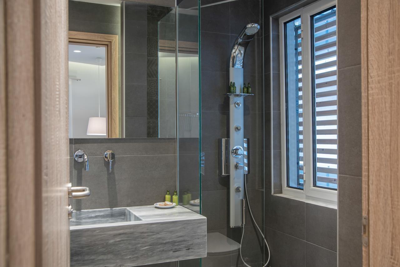 Ad Athens Luxury Rooms & Suites Ngoại thất bức ảnh
