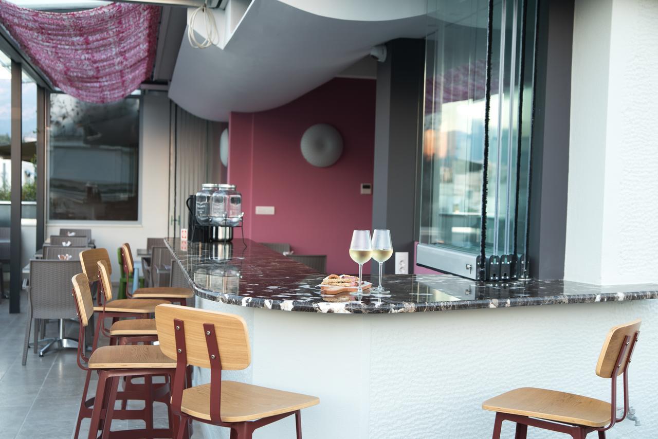 Ad Athens Luxury Rooms & Suites Ngoại thất bức ảnh