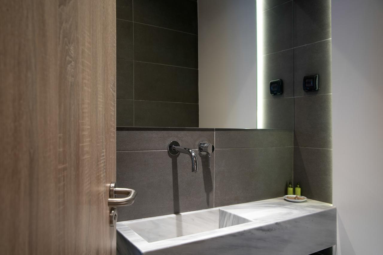 Ad Athens Luxury Rooms & Suites Ngoại thất bức ảnh