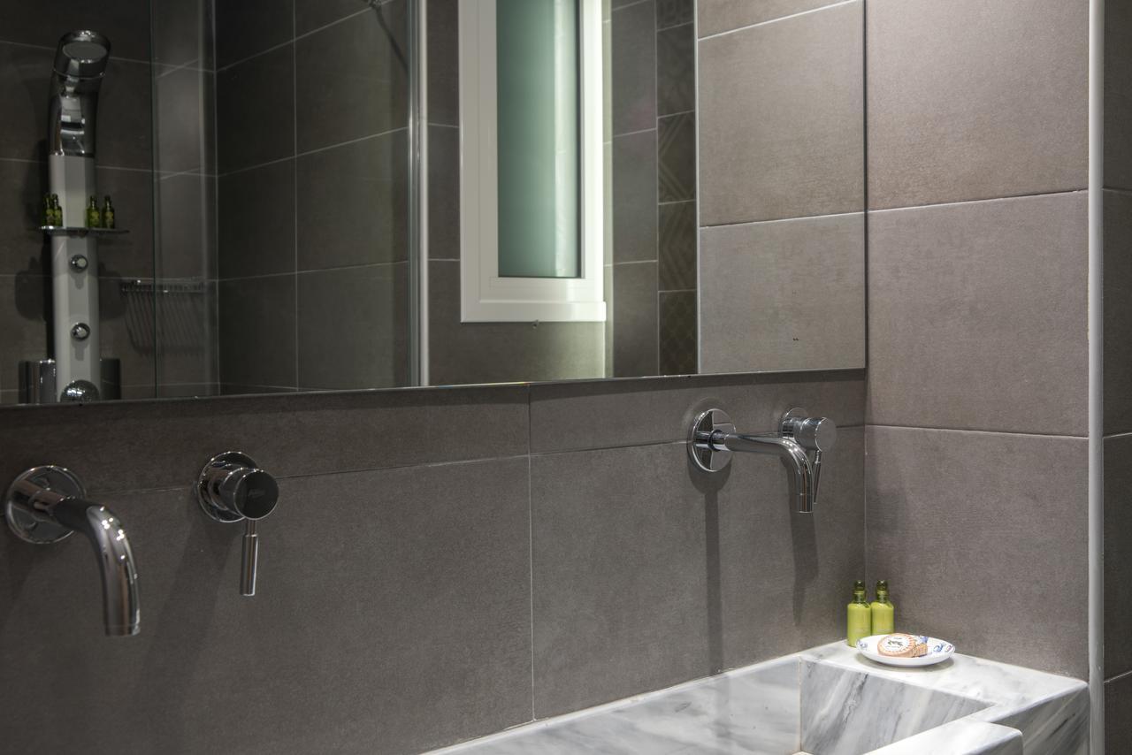 Ad Athens Luxury Rooms & Suites Ngoại thất bức ảnh