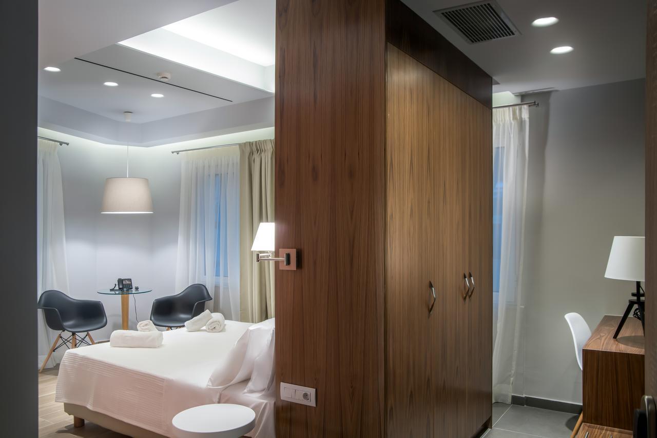 Ad Athens Luxury Rooms & Suites Ngoại thất bức ảnh